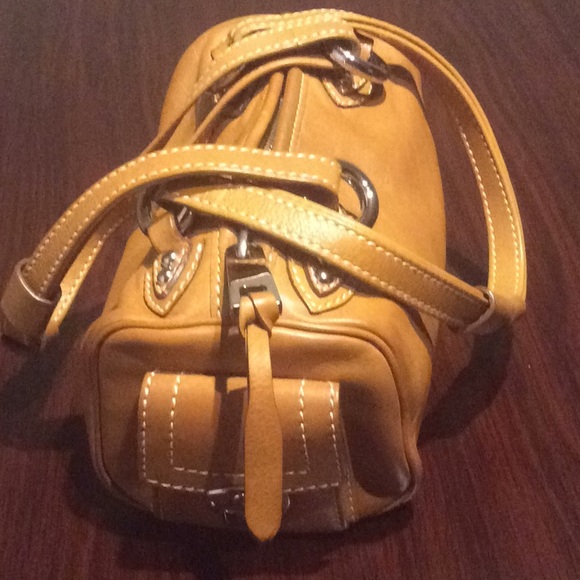 Authentic Marc Jacobs leather mini shoulder bag - Picture 2 of 5